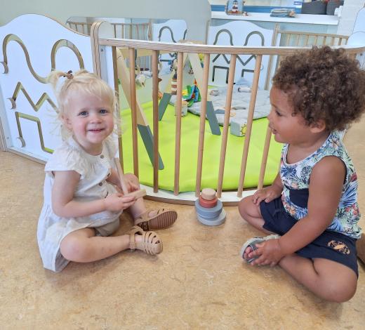 KC Oda - spelende peuters